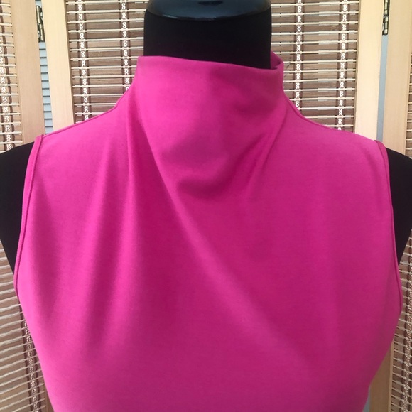 Women's hot pink sleeveless shell by Candice Candice Los Angeles, size L - Picture 5 of 9
